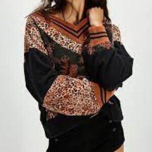 NWT Free People sz Medium  Lucy Animal Print Sweatshirt Top
